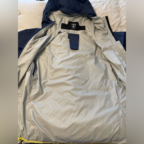 Men’s RAB Downpour Plus 2.0 Waterproof Jacket - Picture 2 of 10